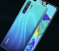 A  Huawei P30 Lite a nevével ellentétben egyáltal nem nevezhető "lájtos" okostelefonnak