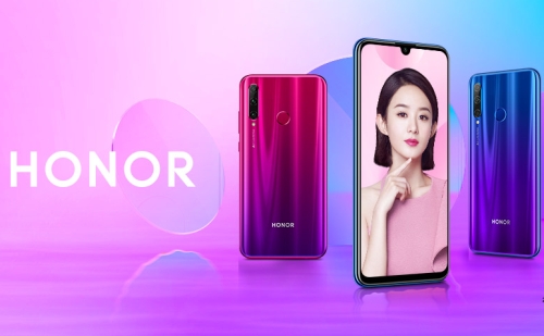 32 megapixeles előlapi kamera és tripla hátlapi kamera a Huawei Honor 20i okostelefonban