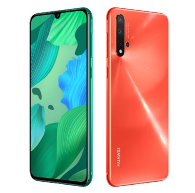 Fejlett kamerákból nincs hiány a HUAWEI Nova 5i Pro okostelefonban