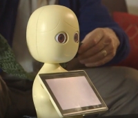Mesterséges intelligencia robot az emberek gyógyulásáért