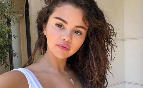 Selena Gomez: A barátaim mentették meg az életem