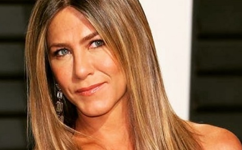 Jennifer Aniston újra randevúzik