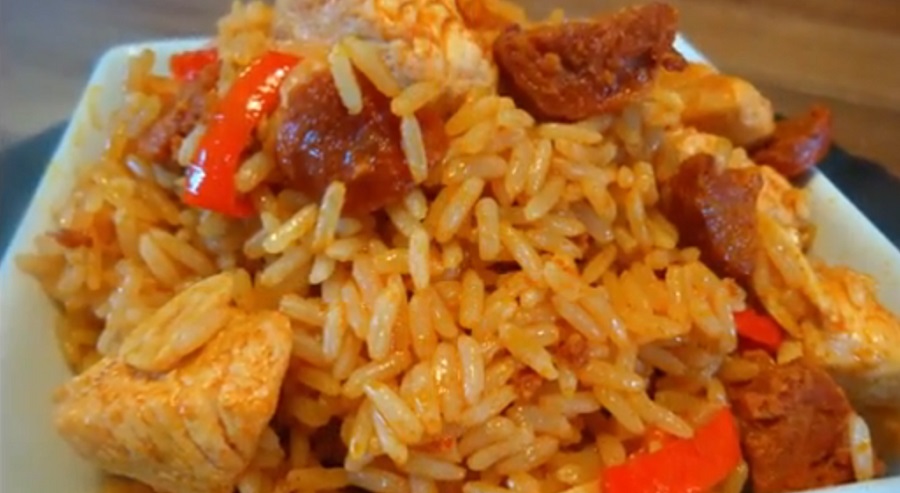 A csirke chorizo rizzsel akár több napra elegendő, finom melegétel