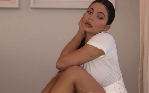 Kylie Jenner lánya kórházba került