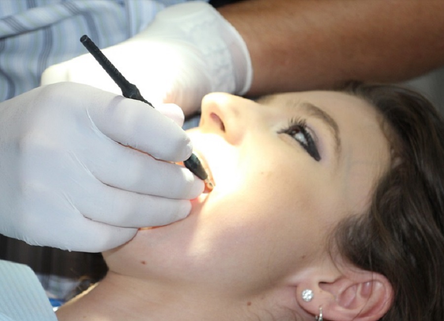 A fogak szuvasodását kivédhetjük rendszeres ellenőrzéssel is