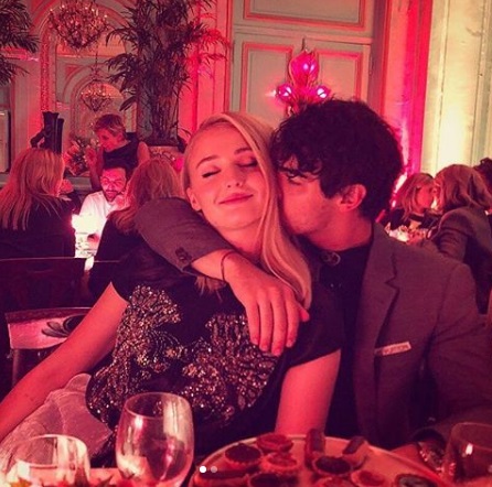 Sophie Turner és Joe Jonas Sophie Turner és Joe Jonas