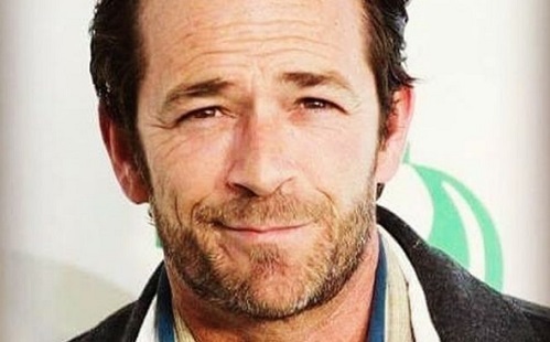 Meghalt Luke Perry- stroke-ot kapott