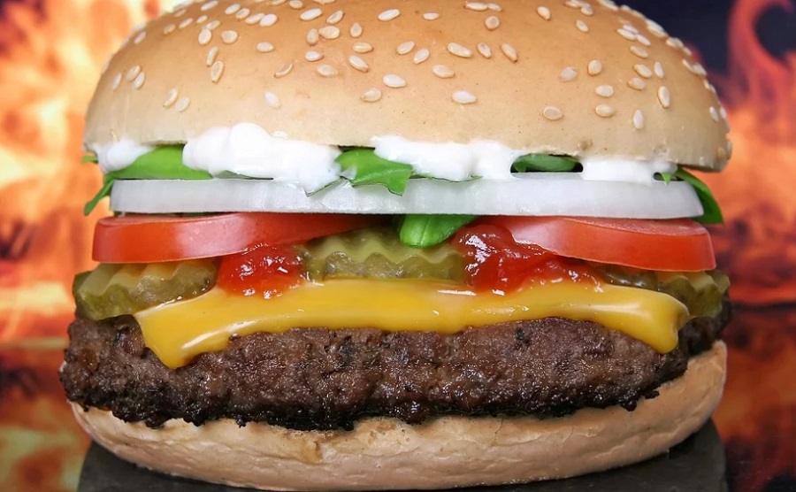 A szakemberek egy hamburger képével is próbára tették a mesterséges intelligenciát