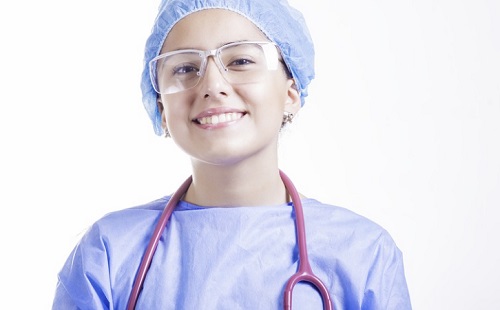Változó trendek: mit kell tudnia a plasztikai sebésznek?