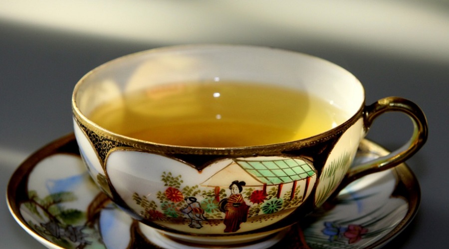 Segíthet a napi több csészével fogyasztott zöld tea a rossz hangulaton
