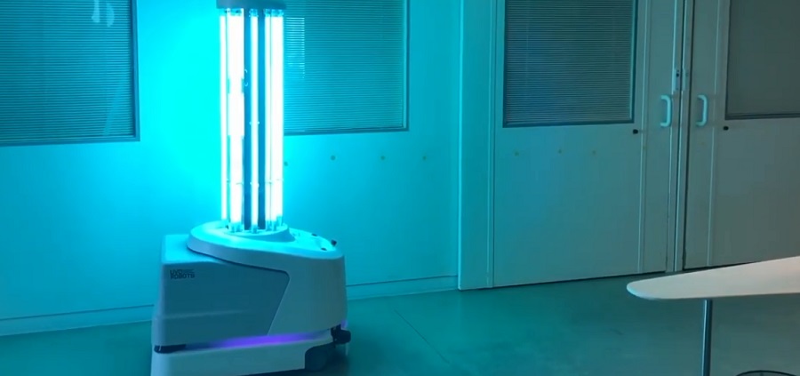 Mesterséges intelligencia - UVD Robots fertőtlenítő robotok dolgoznak a kórházakban