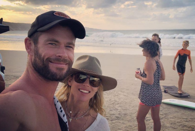 chris_hemsworth_elsa_1