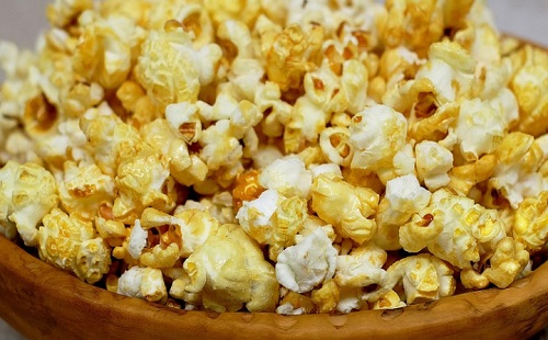 Fogak: egy beszorult popcorn is okozhat szívproblémát