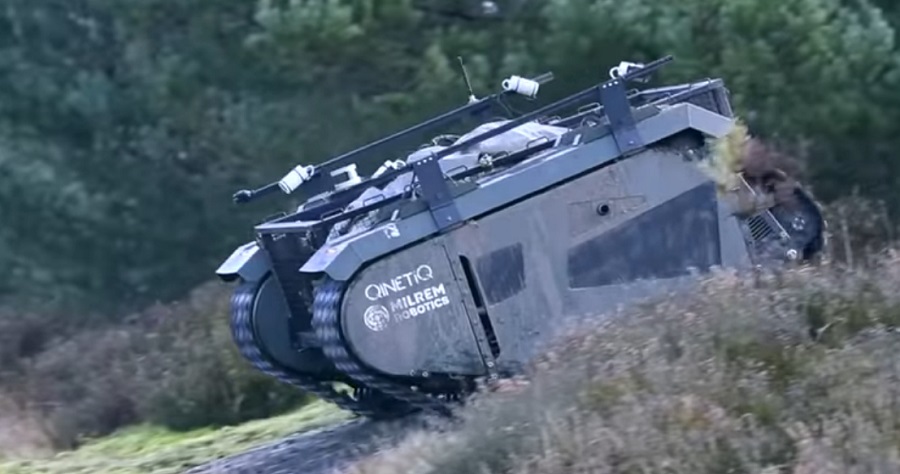 A robot tank önállóan közlekedik - de nem lőhet