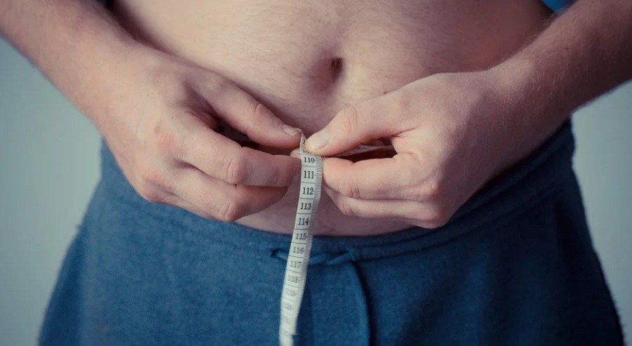 Összefüggésbe hozták az elhízást az ínybetegségekkel