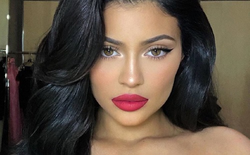 Kylie Jenner valóban újrakezdte?