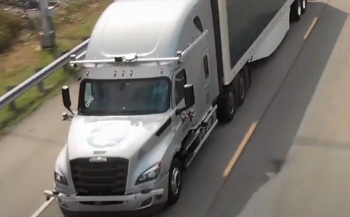 Mesterséges intelligencia - Közel az önjáró kamionok korszaka?