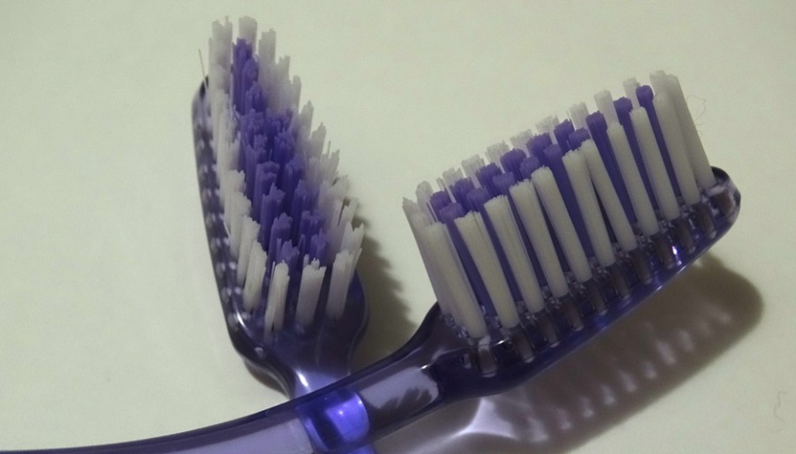 Természetes fogkrémmel is moshatunk fogat