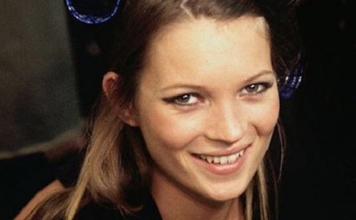 Kate Moss eljegyzési gyűrűt kapott – de nem menyasszony?