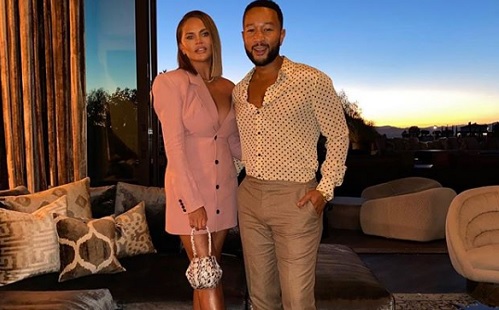 Tragikus: John Legend és Chrissy Teigen elveszítette babáját