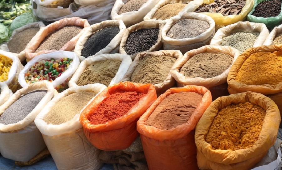 kohinoor bazaar indiai fűszerek és élelmiszerek boltja