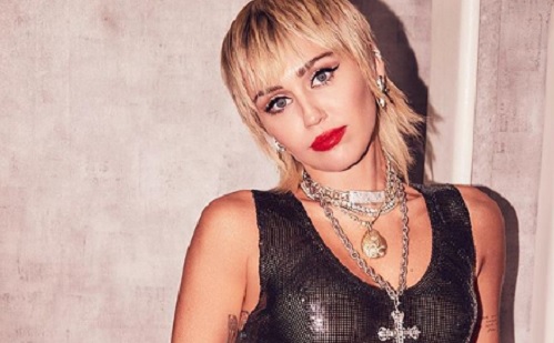 Miley Cyrus: Gazembernek tartottak