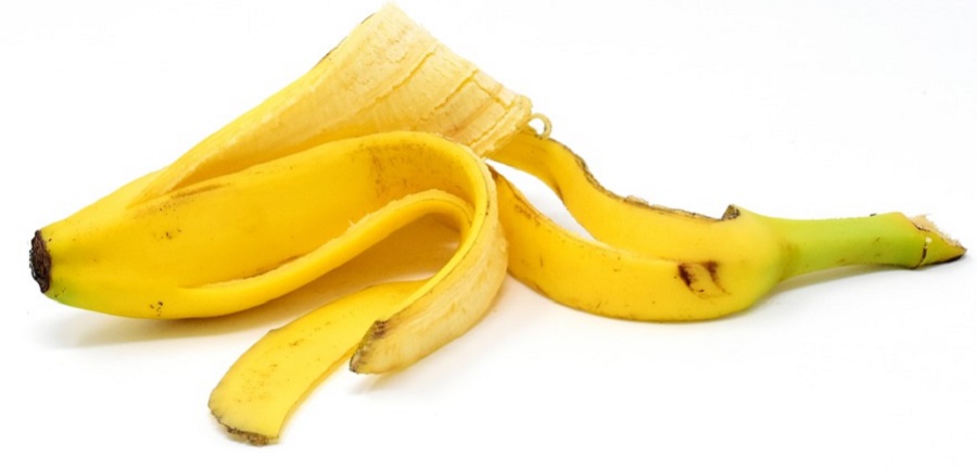 A szakácskönyv rámutat, hogyan lehetne olyan konyhai hulladékokat is felhasználni, mint például a banánhéj