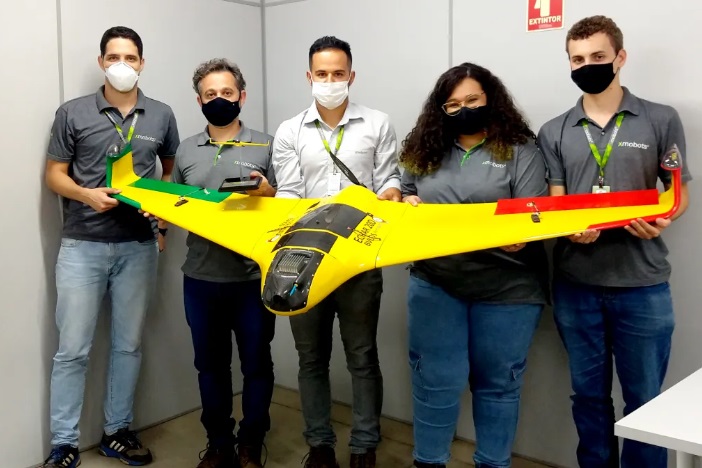 A brazil kutatócsoport az új Echar 20D drónnal