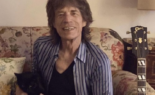 Mick Jagger meglepetés-dalt ad ki Dave Grohl-al