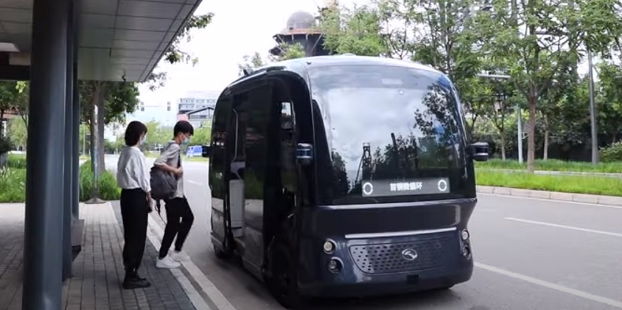 Fejlett autonóm vezetőképességekkel és intelligens utastér-technológiákkal várja utasait a Baidu minibusz