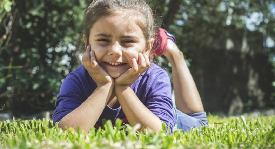 A gyermekeknél gyakori az elszíneződött, krétás fogak kialakulása, mely komoly gondot is okozhat