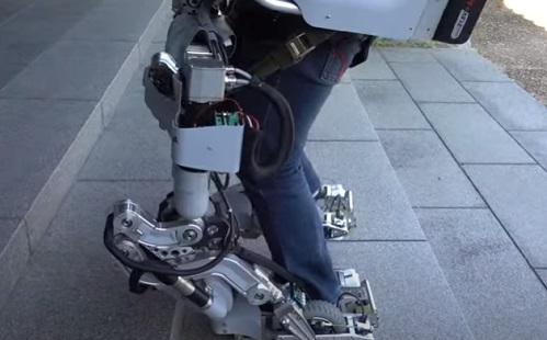 Nagyobb fizikai szabadságot biztosít a viselhető robot
