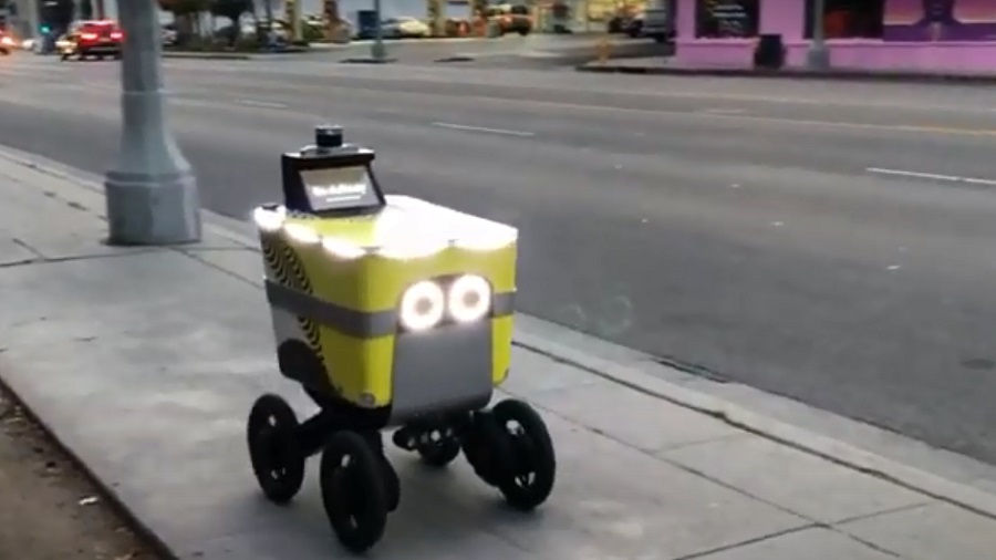 Mesterséges intelligencia - Így néz ki az utcán közlekedő Postmates szállító robot