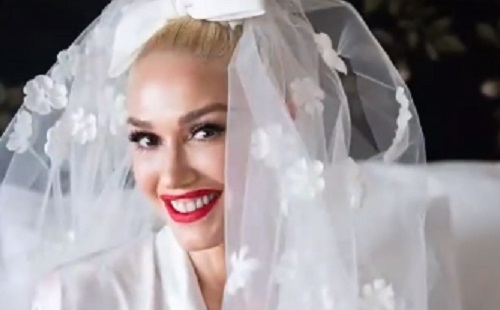 Gwen Stefani és Blake Shelton összeházasodott