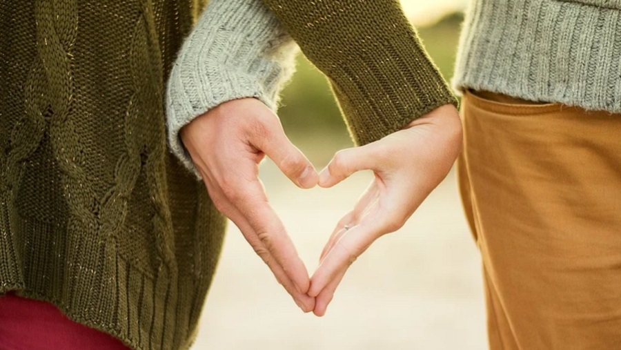 Kutatók szerint a párok kétharmada barátságból lépett át intim kapcsolatba