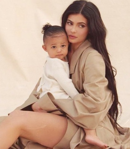 Kylie Jenner és a kislánya, Stormi