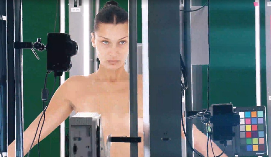 Bella Hadid avatárrá változik