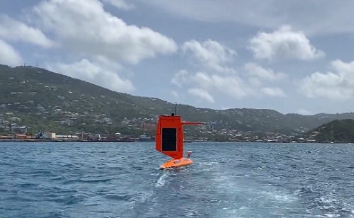 Mesterséges intelligencia - Nap- és szélhajtotta drón néz szembe a hurrikánnal 
