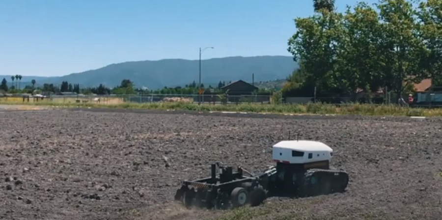 Mesterséges intelligencia - Két díjat is nyert a Ztractor elektromos traktora