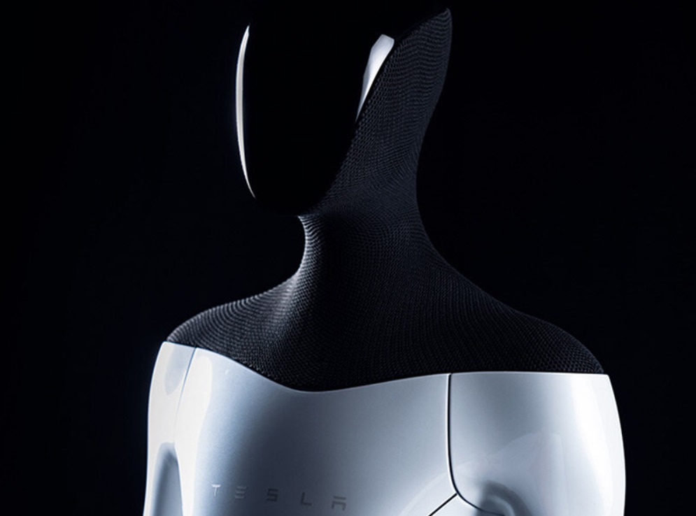Gyártani kezdhetik 2023-ban a Tesla humanoid robotját