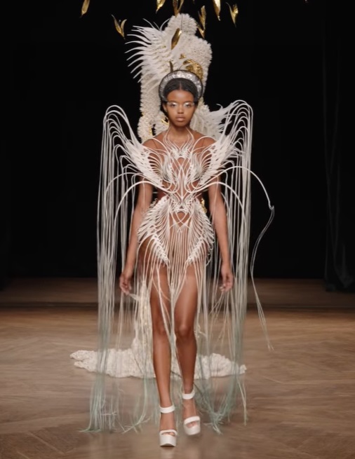 iris_van_herpen_divat_01