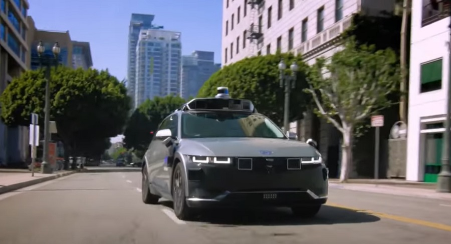 Mesterséges intelligencia - Elindul az első robottaxi szolgáltatás az Uber rendszerében