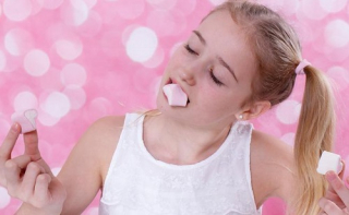 Fogak - A cukorbevitel már 4-6 évesen gondot okozhat