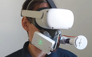 Virtuális valóság-élményt fokoz légzésellenállással ez a maszk