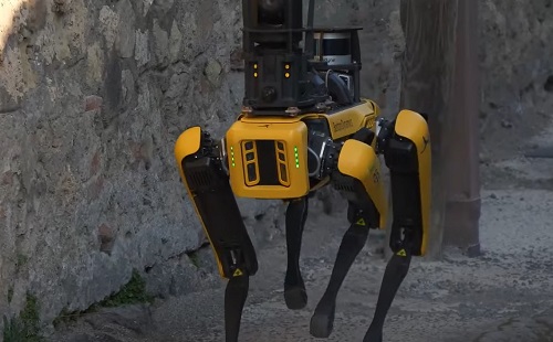 Mesterséges intelligencia - Robotkutyát vetettek be a sírrablók ellen