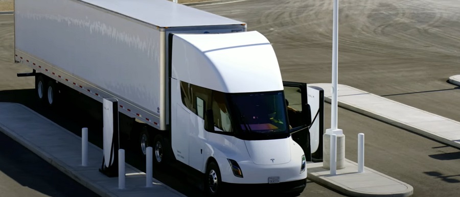 Szállíthat az első Tesla teherautókkal a Pepsi