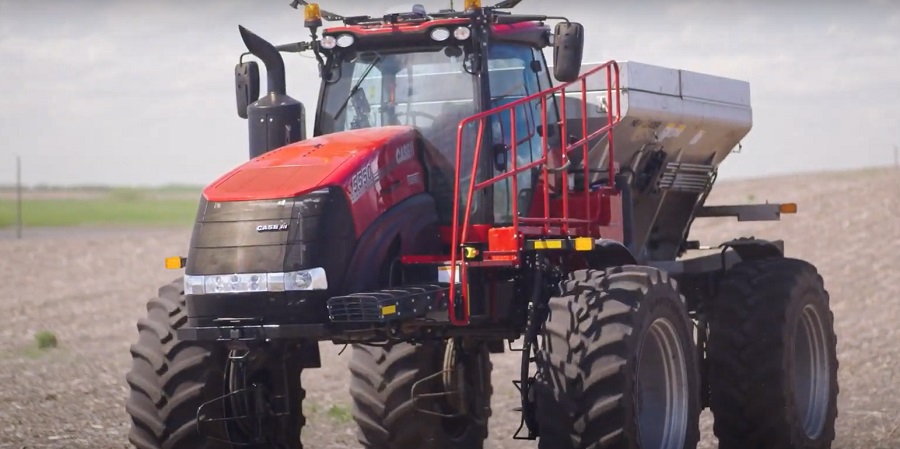 Mesterséges intelligencia - Újabb vezető nélküli okos traktor mutatkozott be