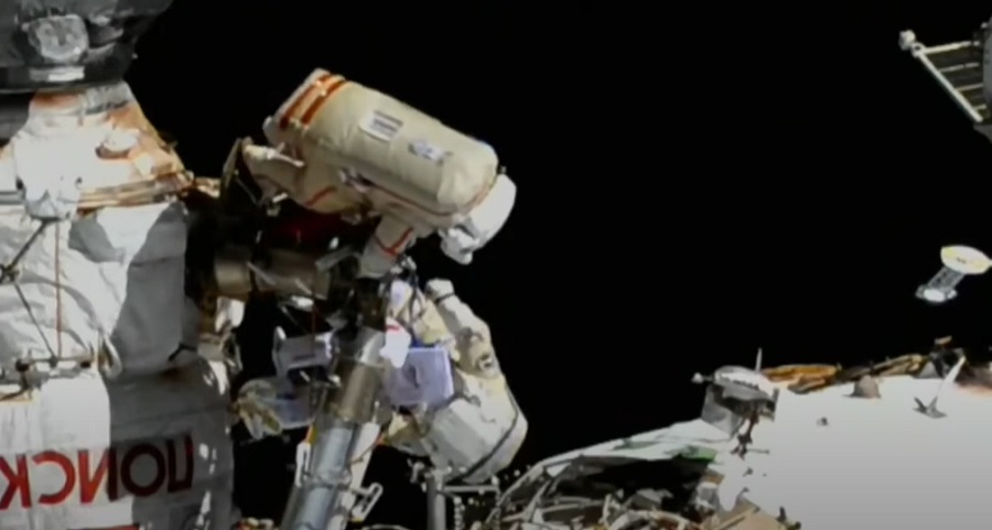 Mesterséges intelligencia - Mérföldkövet ért el az ESA robotkarja az űrben