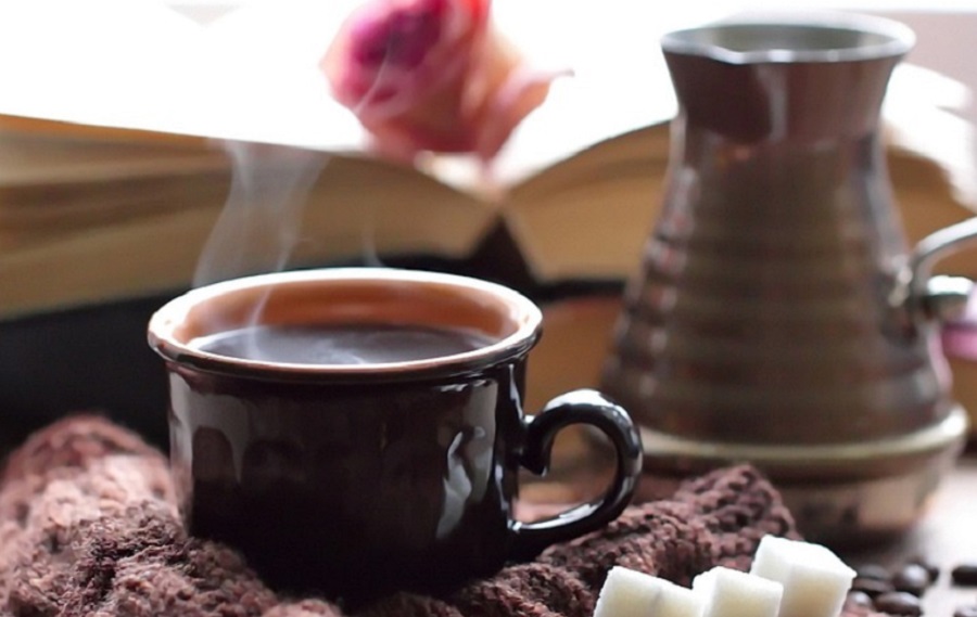 Több kávé és tea segíthet tovább élni a cukorbetegeknek?