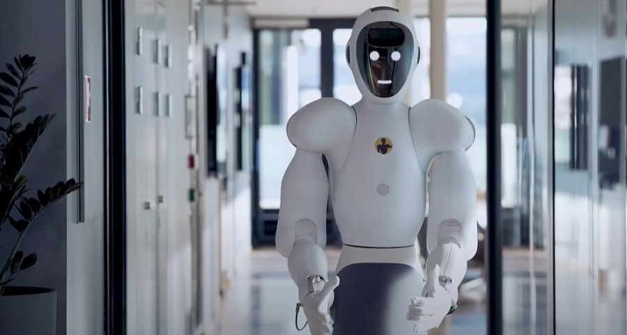 Mesterséges intelligencia - Eve robot szinte mindent megtesz, amit egy ember